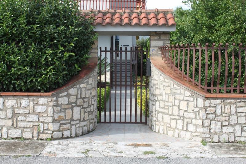 Fondi (LT) - Villa