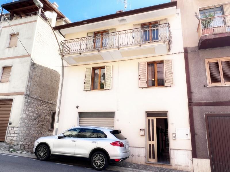 Lenola (LT) - Casa indipendente