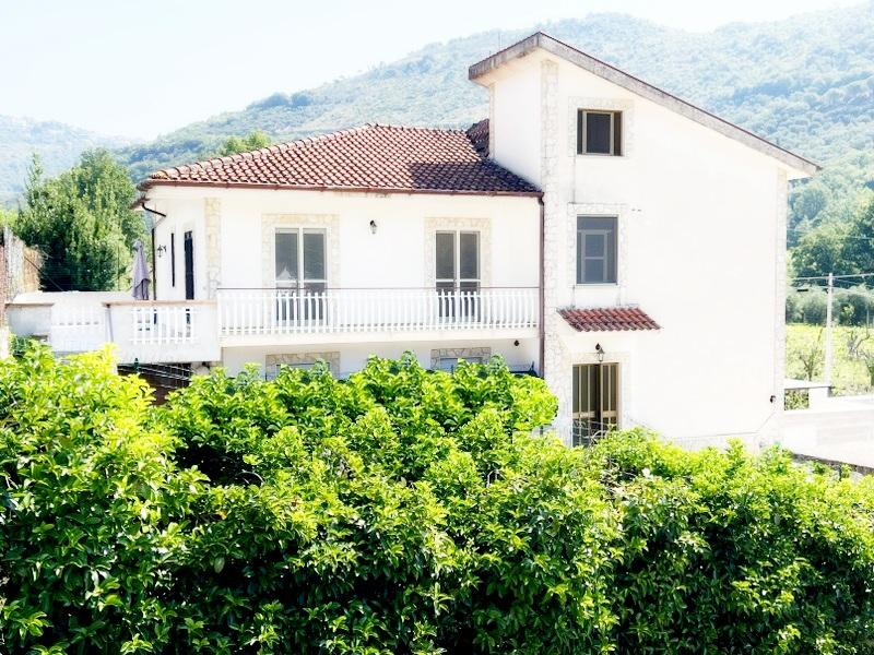 Fondi (LT) - Casa indipendente